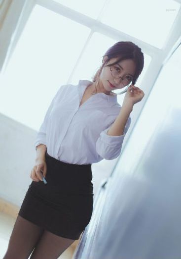 欧美男优很年轻的_HD最新电影在线观看