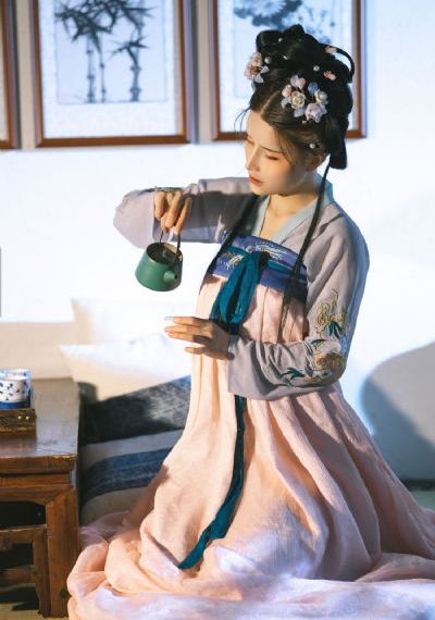日韩精品熟女一区_1080P完整在线观看